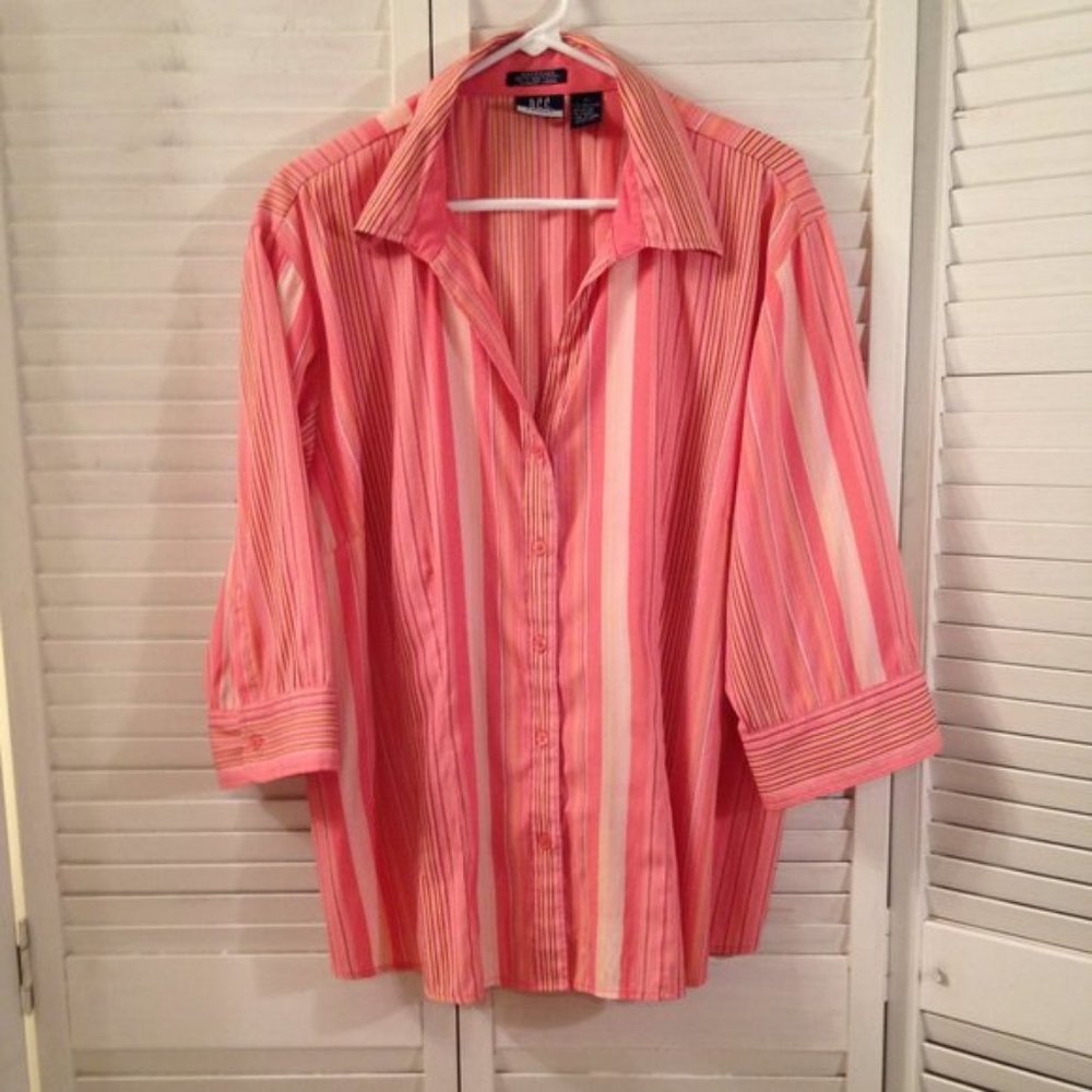 DCC Woman 1X Pink Striped Stretch Buttoned Shirt